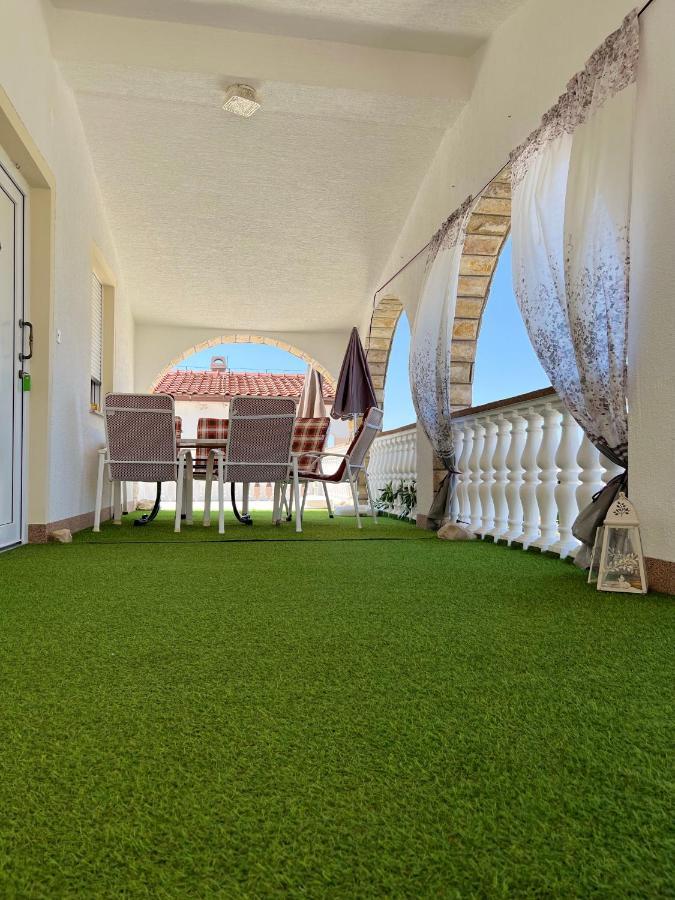 Apartman Tunja Vir Bagian luar foto