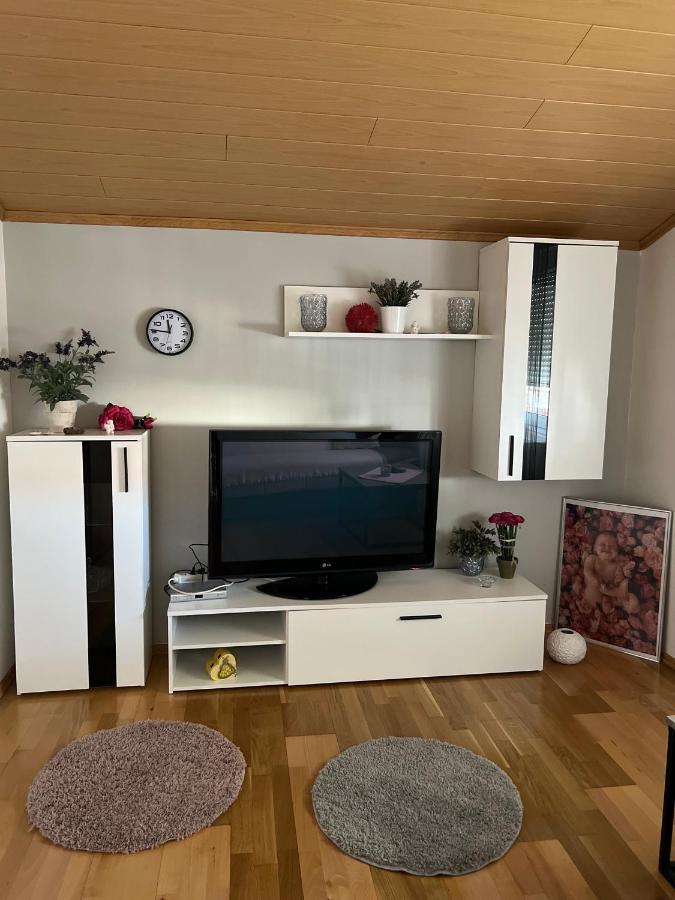 Apartman Tunja Vir Bagian luar foto